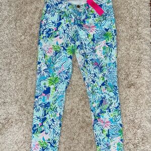 Lilly Pulitzer Worth Skinny Pants NWT Coastal Blue “Lion Around” Print (Size 10)